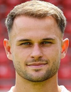 Exploring the Innovations of Leo Scienza in Technology