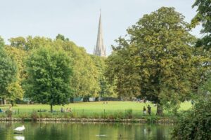 Discover Clissold Park: A Green Oasis in North London