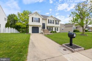 Exploring the Heritage and Modernity of Coventry