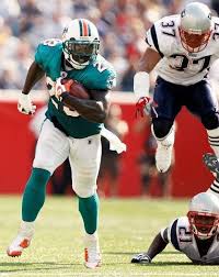 Dolphins vs Patriots: A Historic NFL Rivalry