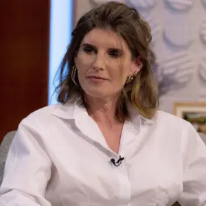 Exploring the Life of Amanda Owen, The Yorkshire Shepherdess