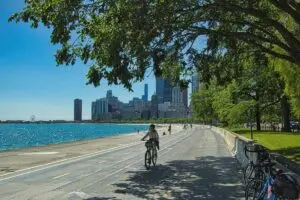 Chicago Weather: Recent Trends and Future Forecasts