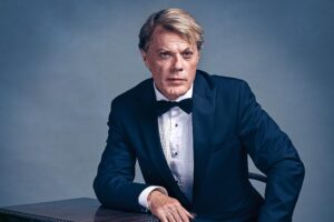 The Impact of Eddie Izzard: Comedian and Political Activist