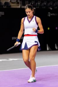 Emma Raducanu: A New Era in Women’s Tennis