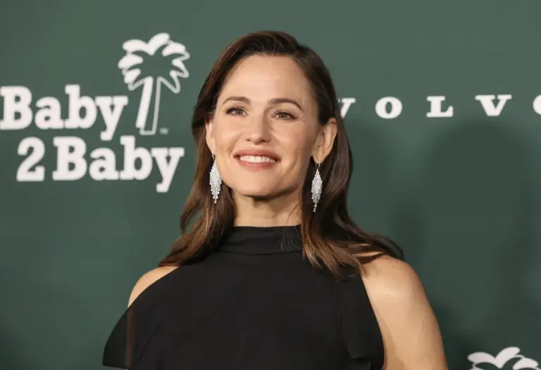 The Life and Career of Jennifer Garner