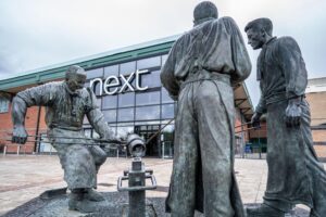 Exploring Meadowhall: A Premier Shopping Experience