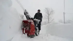New York Snow: Winter Weather Updates and Impact