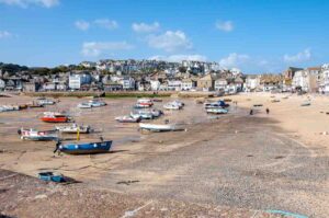 Explore the Beauty and Charm of St Ives