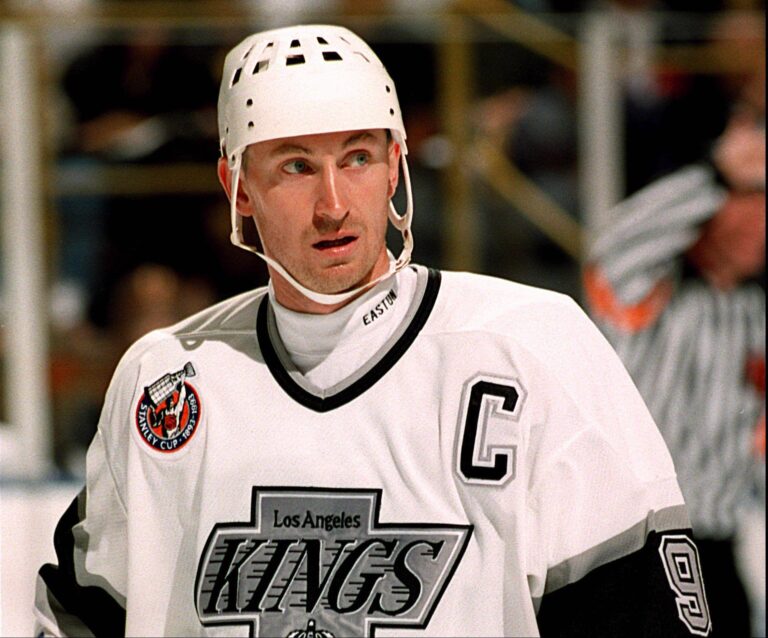 Wayne Gretzky: The Greatest Hockey Player of All Time