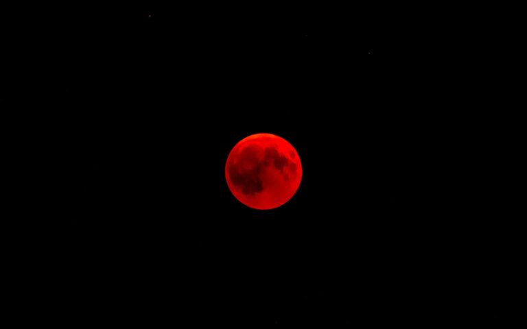 Understanding the Crimson Moon Phenomenon