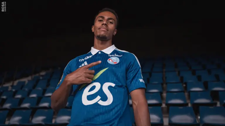 The Emergence of Guela Doué in the Music Industry