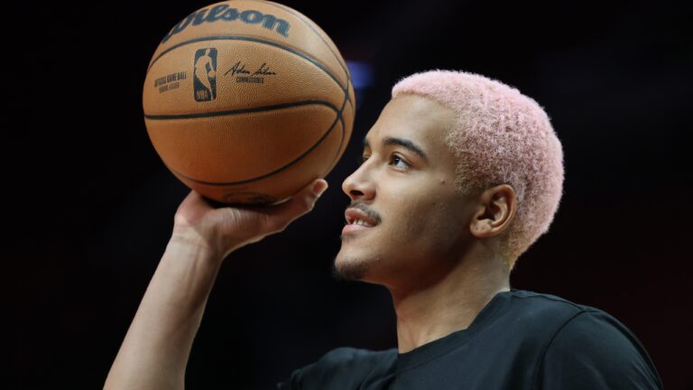 Jeremy Sochan: The Rising Star of the NBA