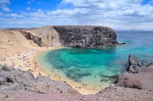 Finding Affordable Lanzarote Flights for Your Next Holiday