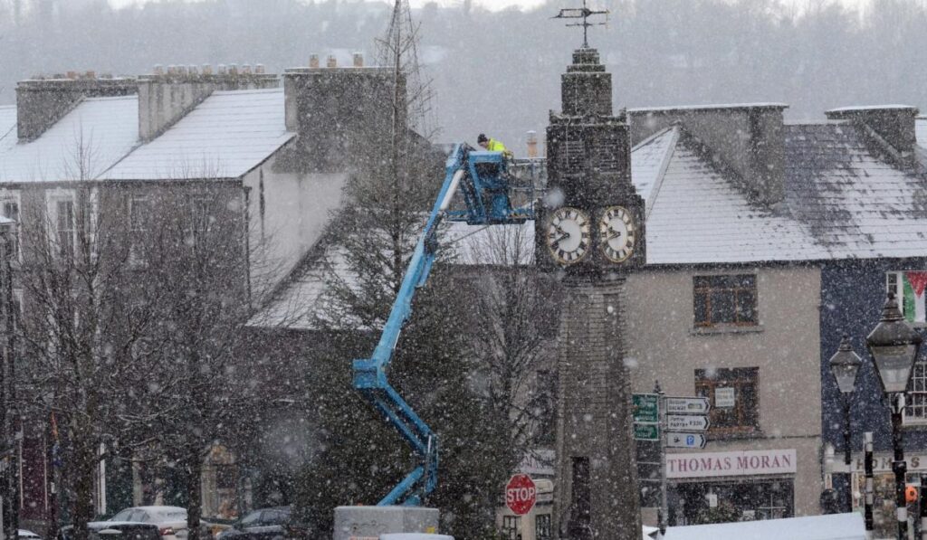 Moderate Snow Ice Warning: What You Need to Know