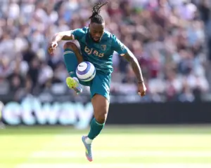 Antoine Semenyo Makes Champions League Debut