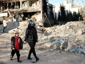 israel iran war strait of hormuz — IN news