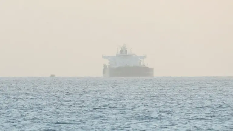 Iranian Oil Tanker Ping Shun Changes Course to China