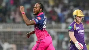 जोफ्रा आर्चर: Jofra Archer Makes IPL History with First Ball Wicket