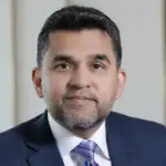 രാജസ്ഥാന് റോയല്സ്: Rajasthan Royals Team Manager Caught Breaching Protocol During IPL Match