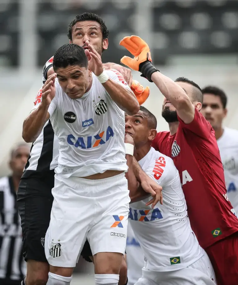 Santos vs Atlético Mineiro: A Crucial Match for Playoff Hopes