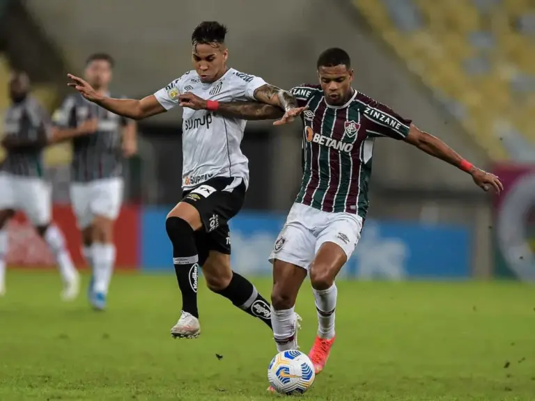 Santos vs Fluminense: A Crucial Clash in the Brasileirão